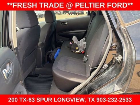 Used 2015 Nissan Rogue S w/ Convenience Package image 4