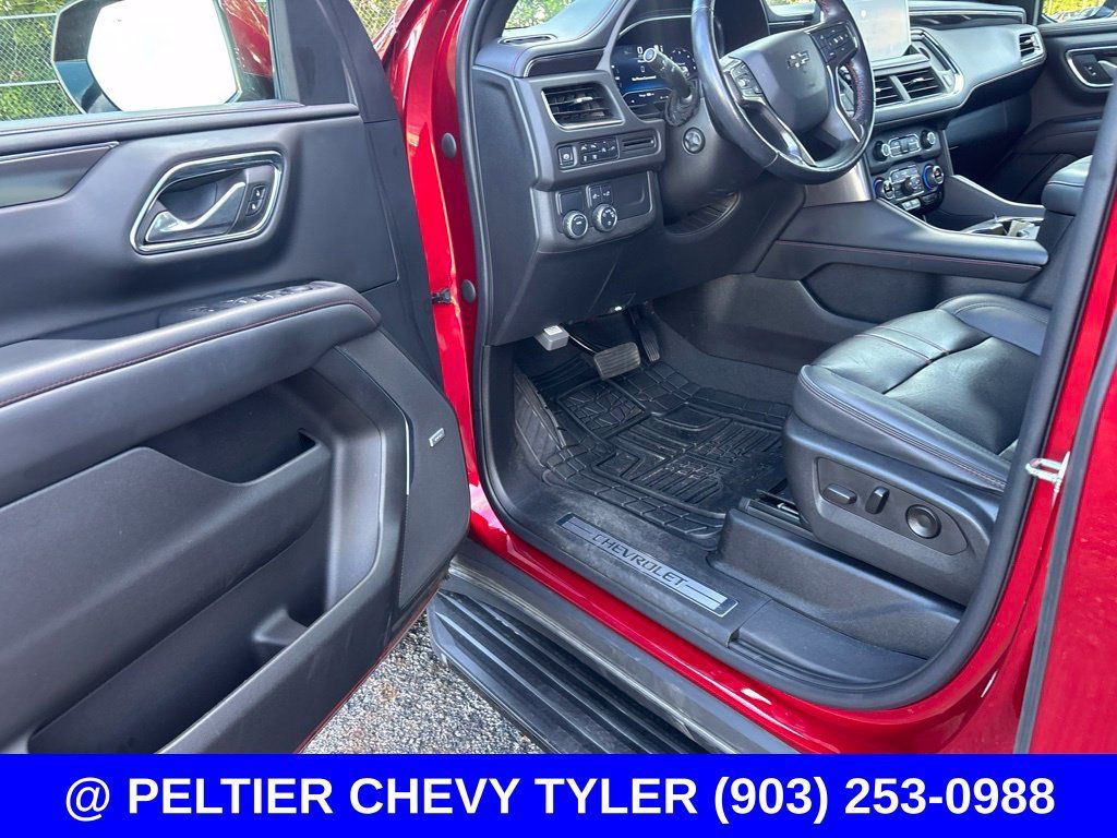 Used 2022 Chevrolet Tahoe RST w/ Luxury Package RWD image 11