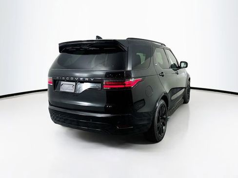 Used 2024 Land Rover Discovery Dynamic SE image 5