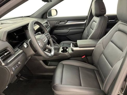 Certified 2026 GMC Terrain Elevation w/ Elevation Premium Package image 12