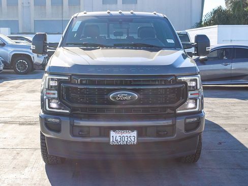 Used 2022 Ford F350 Lariat w/ Black Appearance Package image 2
