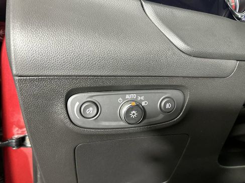 Certified 2023 Buick Encore GX Select w/ Sport Touring Package FWD image 21