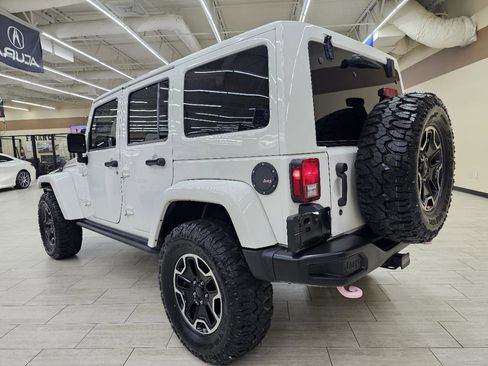 Used 2016 Jeep Wrangler Unlimited Rubicon AWD/4WD image 8