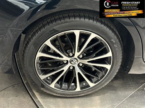 Used 2019 Toyota Camry SE w/ Convenience Package FWD image 52