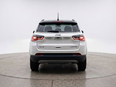 Used 2025 Jeep Compass Limited image 7