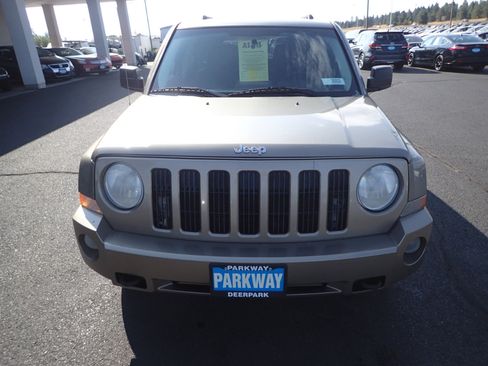 Used 2008 Jeep Patriot Sport image 8