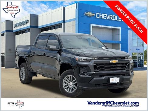 New 2026 Chevrolet Colorado LT w/ LT Convenience Package AWD/4WD image 1
