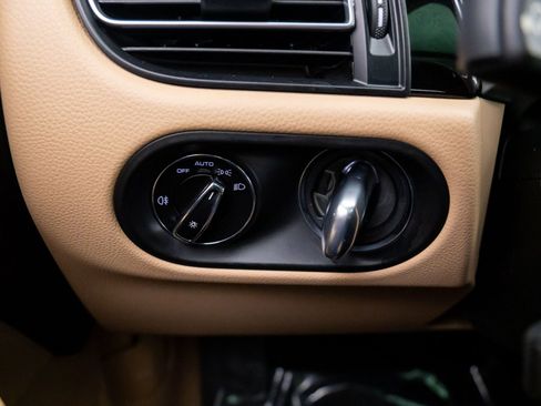 Certified 2021 Porsche Macan S image 21