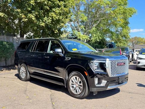 Used 2023 GMC Yukon XL Denali w/ Max Trailering Package image 2
