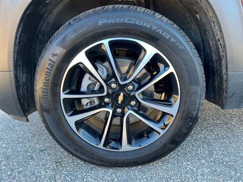 Used 2025 Chevrolet TrailBlazer LT w/ Driver Confidence Package image 24