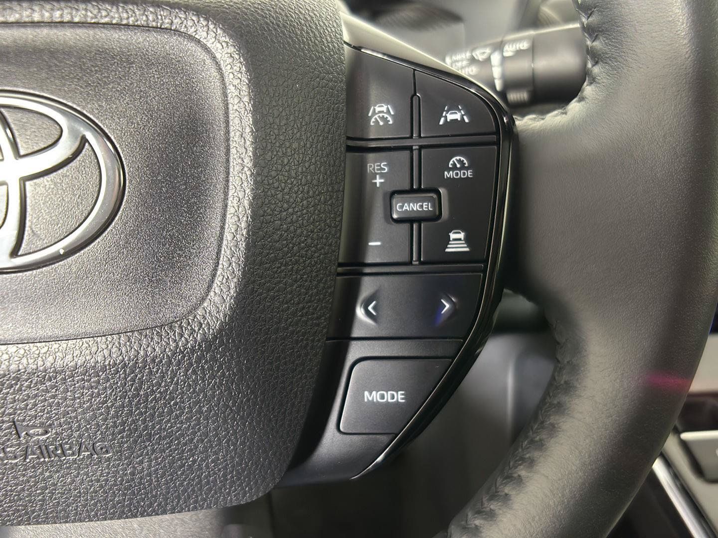 Used 2023 Toyota bZ4X AWD w/ Weather Package image 31