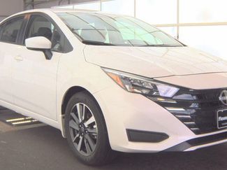 Used 2025 Nissan Versa SV w/ Trunk Package FWD video 1