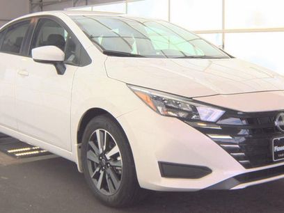 Used 2025 Nissan Versa SV w/ Trunk Package