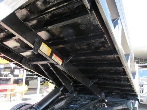 Used 2019 Ford F550 4x4 SuperCab Super Duty image 26