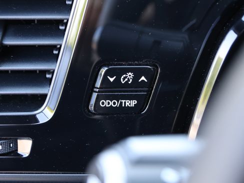 Used 2024 Lexus NX 250 FWD w/ Towing Package (2000 Lbs) image 15