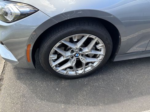 Used 2025 BMW 330i Sedan RWD image 27