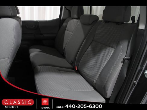 Certified 2021 Toyota Tacoma SR AWD/4WD image 15