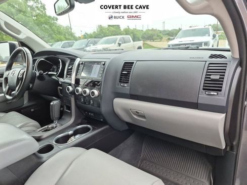Used 2020 Toyota Sequoia Limited w/ Safety & Convenience Package image 15