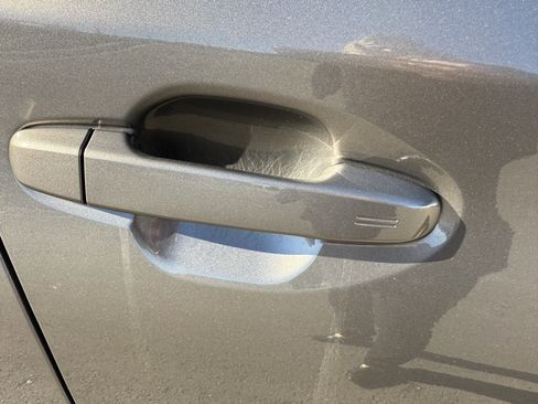 Used 2021 Subaru Ascent Limited w/ Popular Package #2 image 23