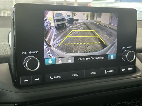 Used 2025 Honda Accord SE image 19