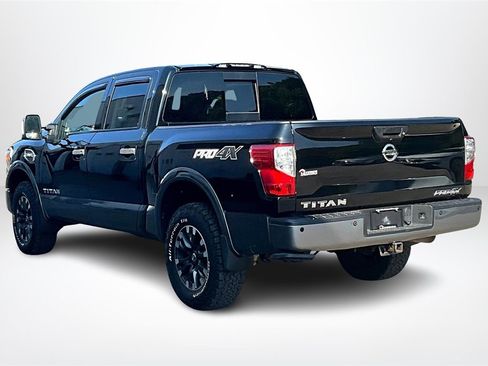 Used 2017 Nissan Titan PRO-4X image 4