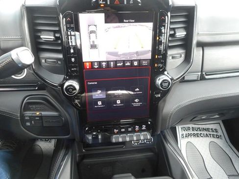 Used 2023 RAM 2500 Limited image 13