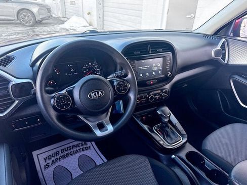 Certified 2020 Kia Soul LX image 9