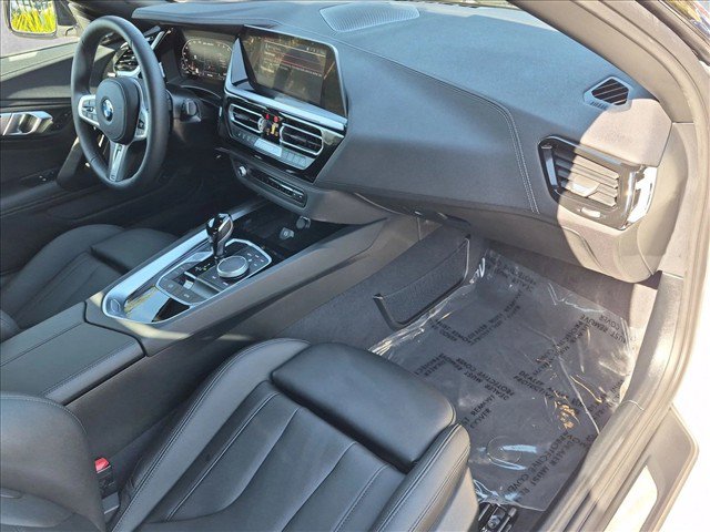 Used 2026 BMW Z4 M40i w/ Premium Package RWD image 18