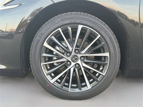 New 2025 Lexus ES 350 w/ Premium Package image 42
