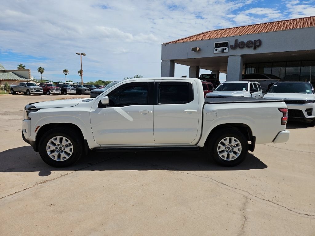 Used 2024 Nissan Frontier SV w/ SV Convenience Package RWD image 2
