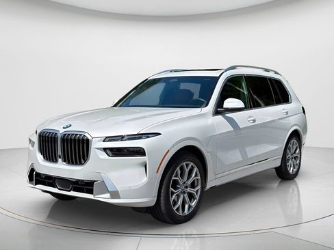 Used 2025 BMW X7 xDrive40i w/ Premium Package AWD/4WD image 1