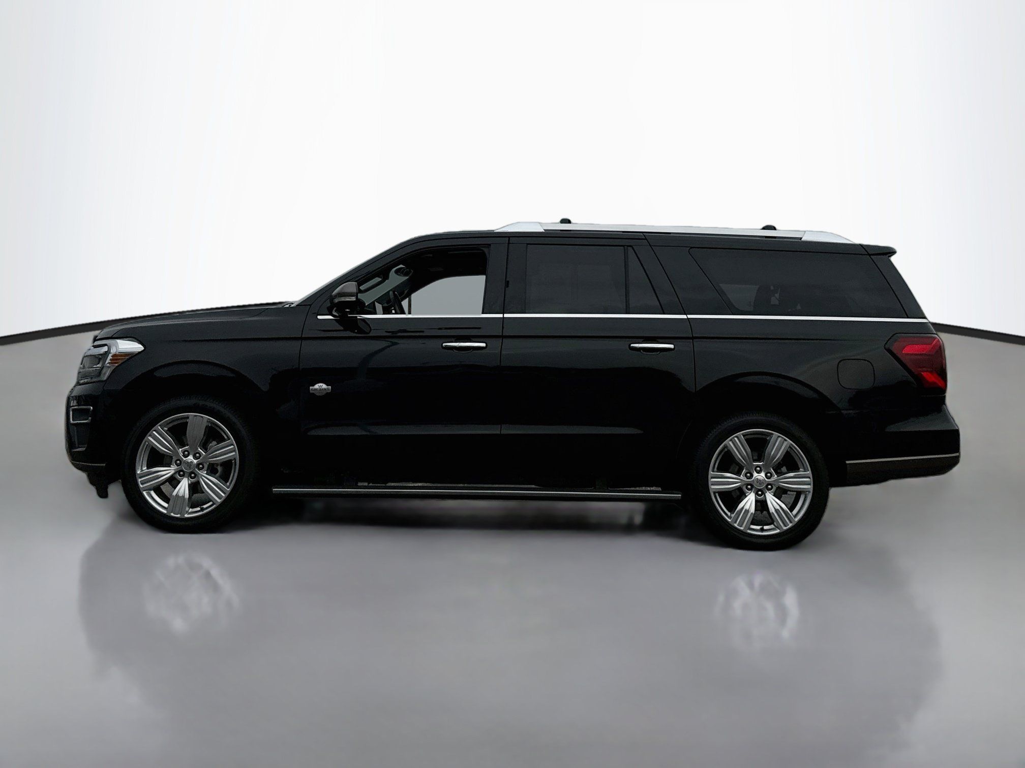 Used 2022 Ford Expedition Max King Ranch AWD/4WD image 4