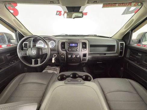 Used 2015 RAM 1500 Tradesman RWD image 35