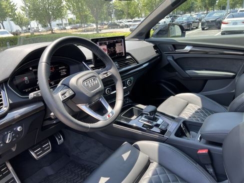 Certified 2023 Audi SQ5 Prestige w/ Prestige Package AWD/4WD image 17