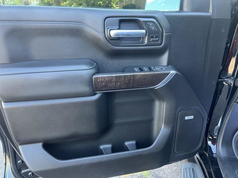 Used 2020 GMC Sierra 1500 Denali w/ Denali Premium Package AWD/4WD image 15
