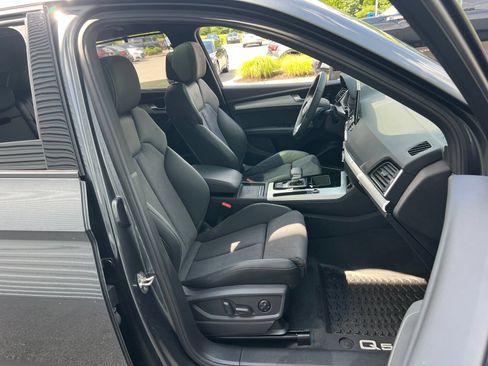 Used 2023 Audi Q5 e Prestige w/ Prestige Package AWD/4WD image 43