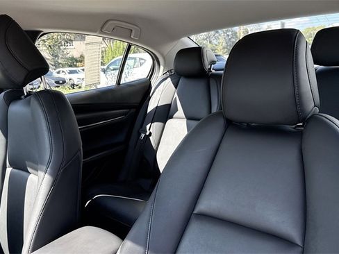 Used 2020 MAZDA MAZDA3 Sedan w/ Preferred Package image 42