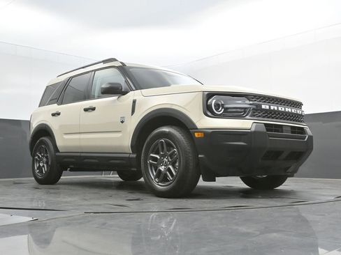 Used 2025 Ford Bronco Sport Big Bend AWD/4WD image 32
