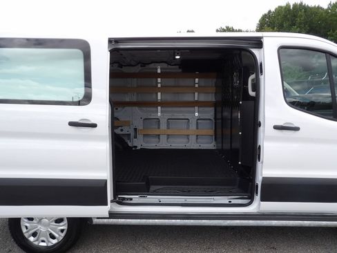 Used 2025 Ford Transit 250 Low Roof w/ Exterior Upgrade Package RWD image 26