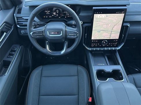 Used 2025 GMC Acadia AT4 w/ LPO, All-Weather Package image 20