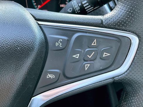 Used 2020 Chevrolet Malibu LS image 19