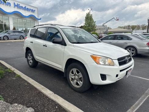 Used 2012 Toyota RAV4 4WD w/ Value Pkg image 3