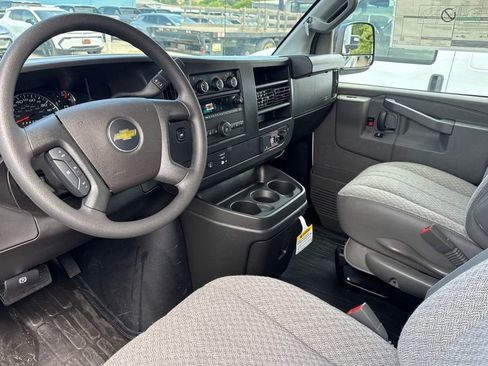 New 2026 Chevrolet Express 2500 w/ Driver Convenience Package RWD image 10
