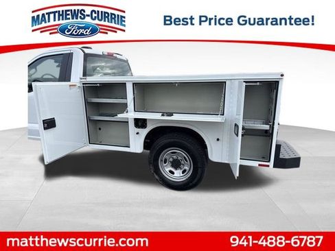 New 2026 Ford F250 XL w/ XL Chrome Package image 12