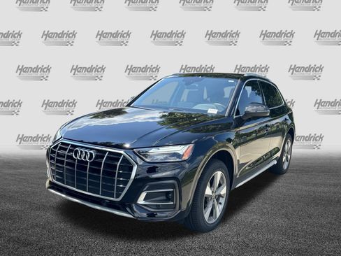 Used 2023 Audi Q5 2.0T Premium w/ Convenience Package AWD/4WD image 5