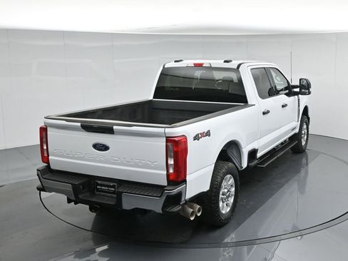 Used 2023 Ford F250 XLT w/ F-250 >10K GVWR Package image 37