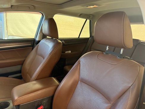 Used 2017 Subaru Outback 3.6R Touring w/ Popular Package #5A image 12