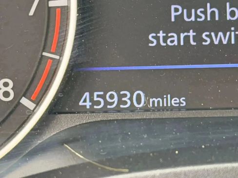 Used 2023 Nissan Altima 2.5 SR FWD image 10