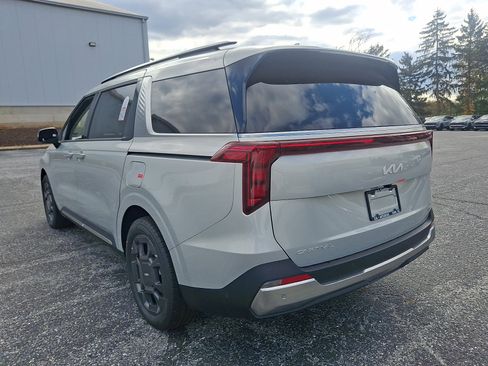 New 2026 Kia Carnival SX FWD image 6