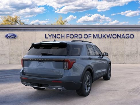 New 2026 Ford Explorer Active w/ Active Comfort Package AWD/4WD image 9